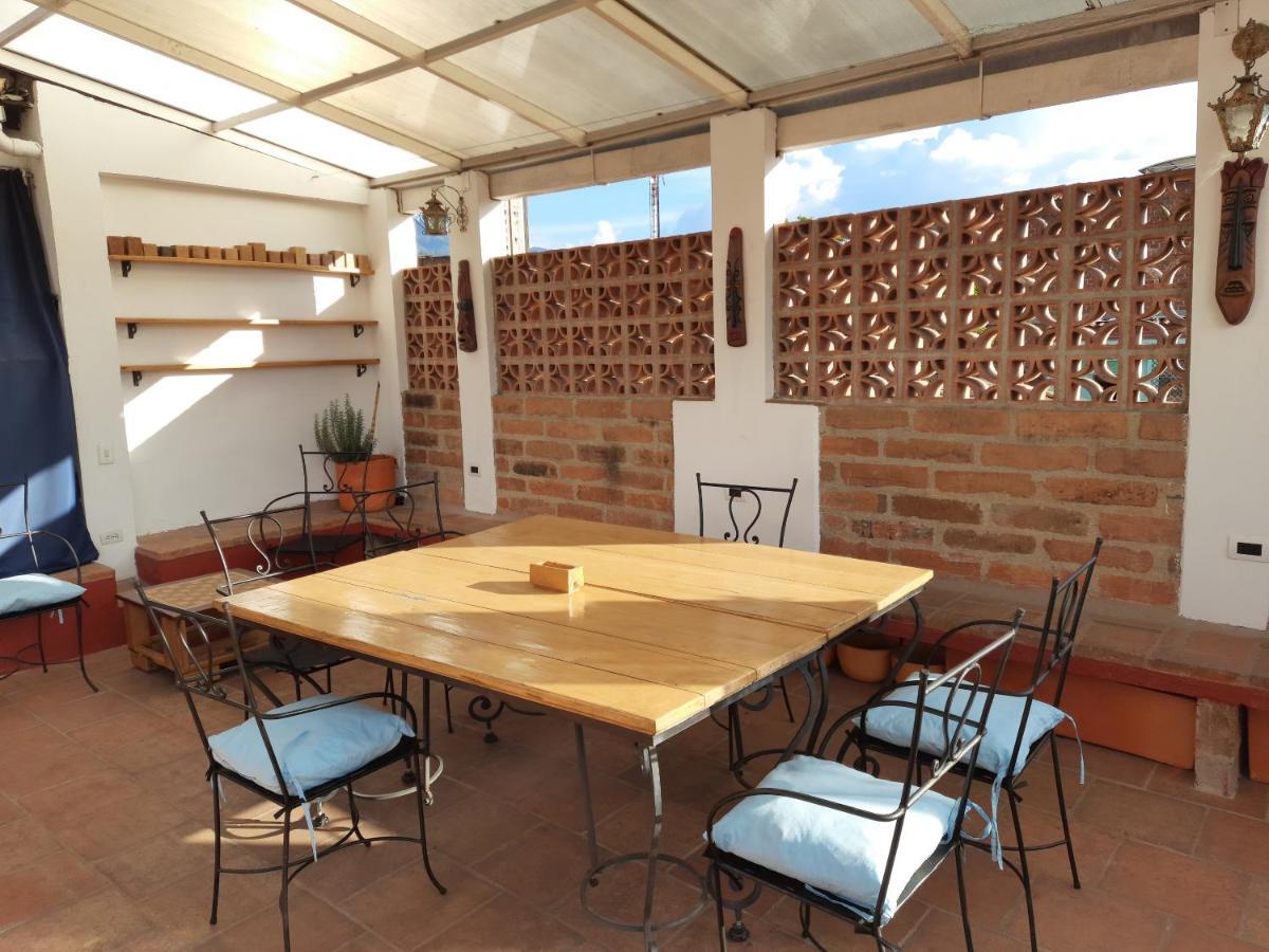 מדיין Villa Del Prado מראה חיצוני תמונה