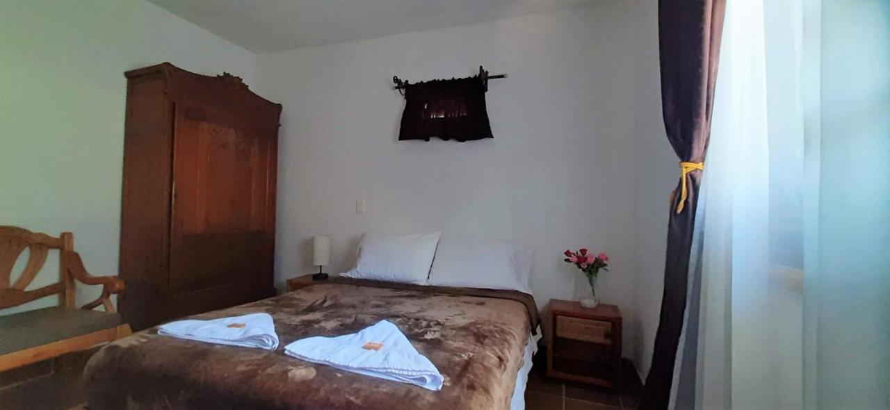 מדיין Villa Del Prado מראה חיצוני תמונה
