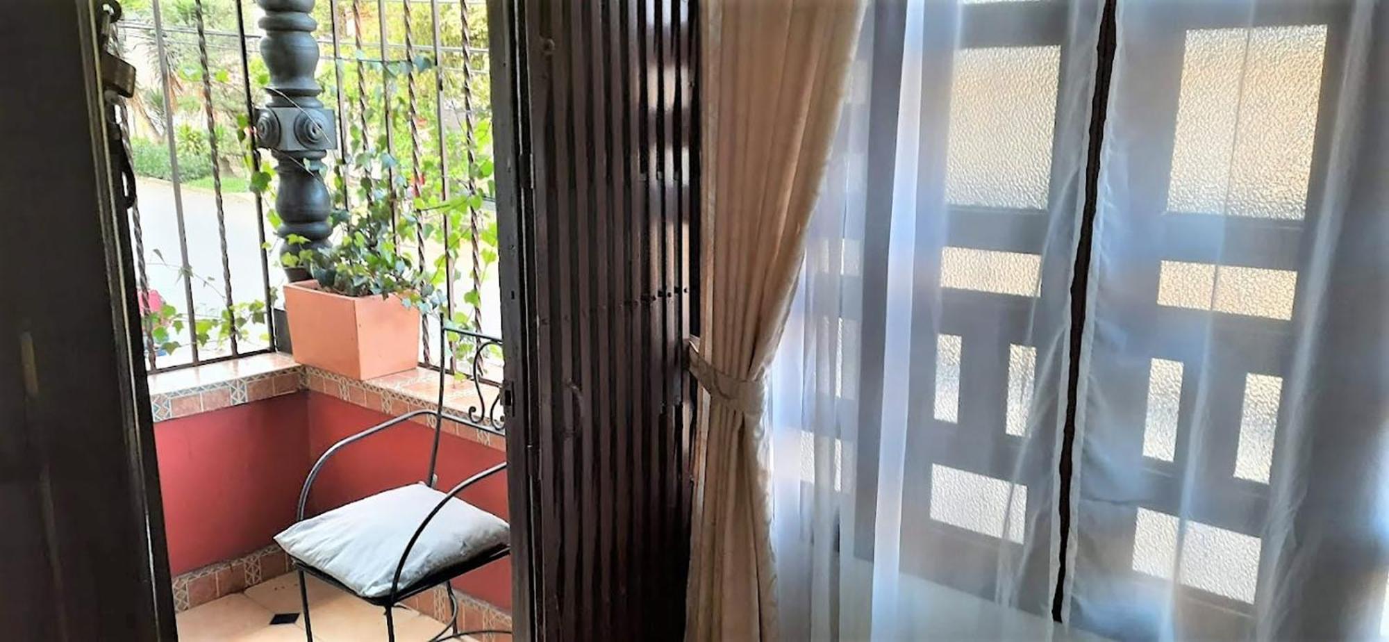 מדיין Villa Del Prado מראה חיצוני תמונה